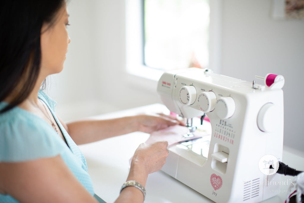 Baby Lock Joy Sewing Machine (OPENED BOX)