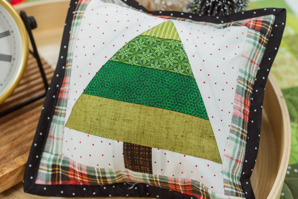 Piece a Tree Pillow KIT