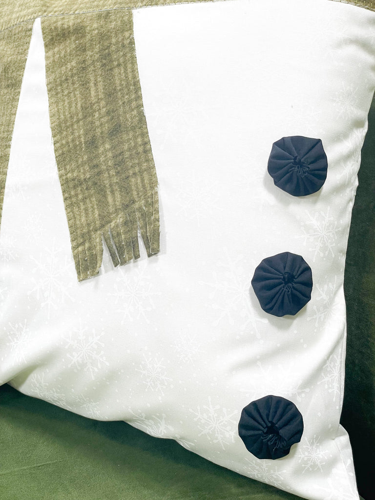 Snowman Pillow - Green 