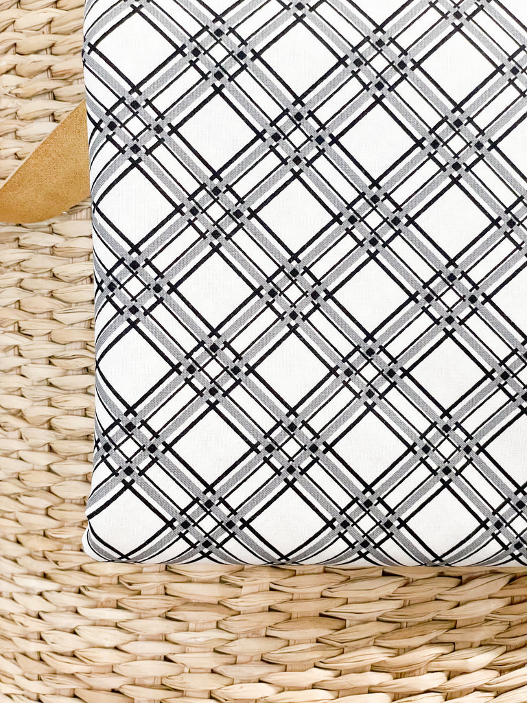 Picnic quilt backing fabric in black plaid