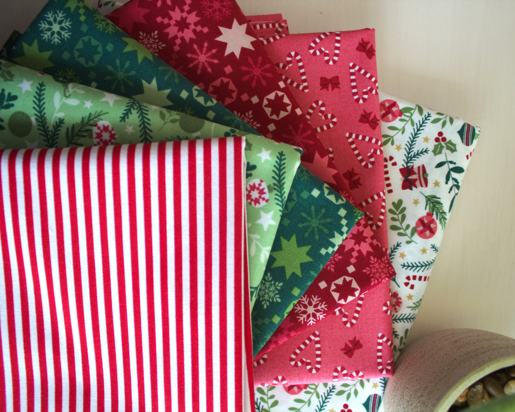 A Tree Skirt (A Quilty Little Christmas) fabric