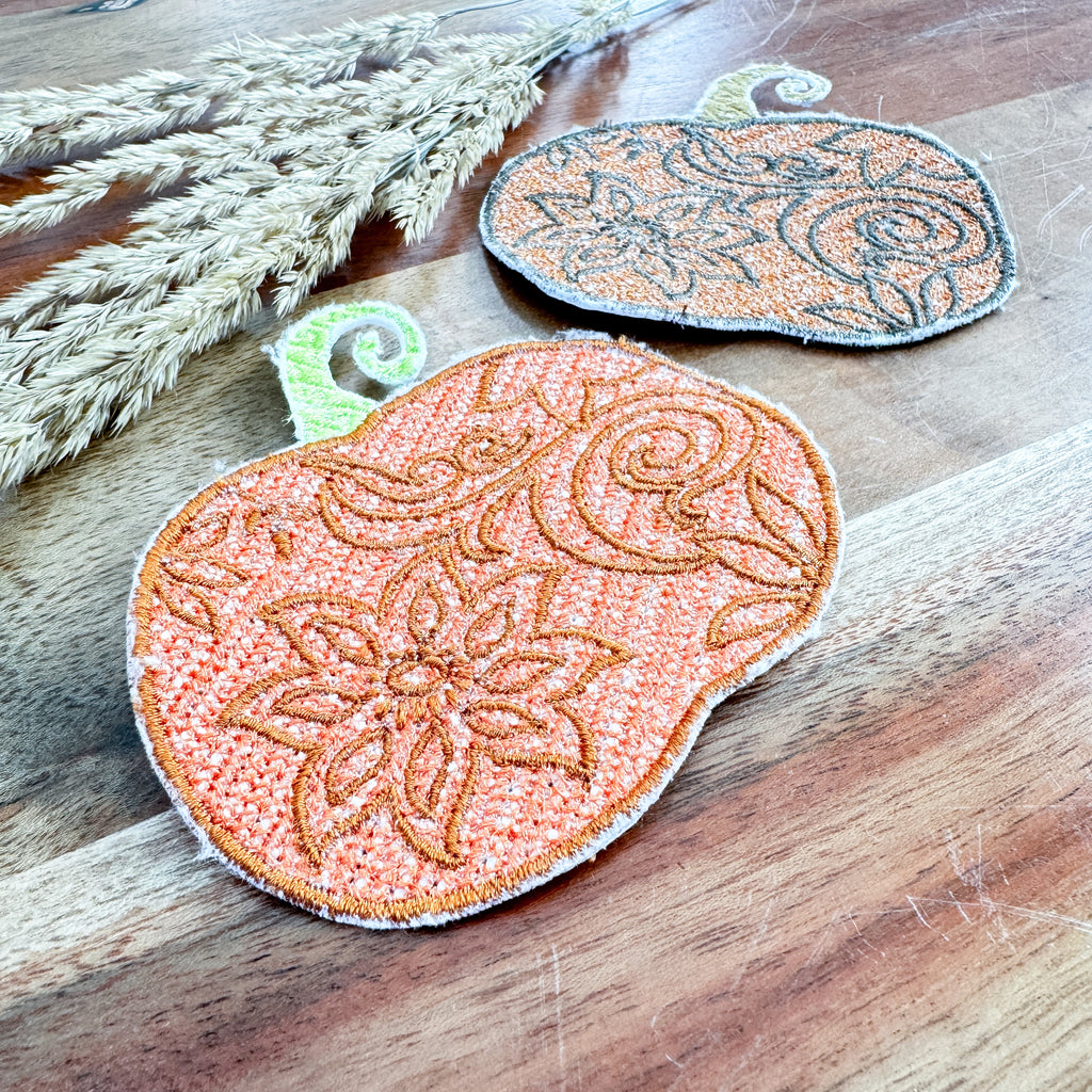 Pumpkin Lace - Ornament for Fabric Wreath 