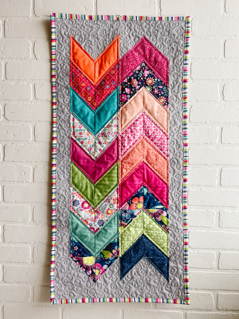 Zig Zag Table Runner 