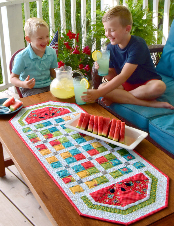 Summertime Picnic Table Topper