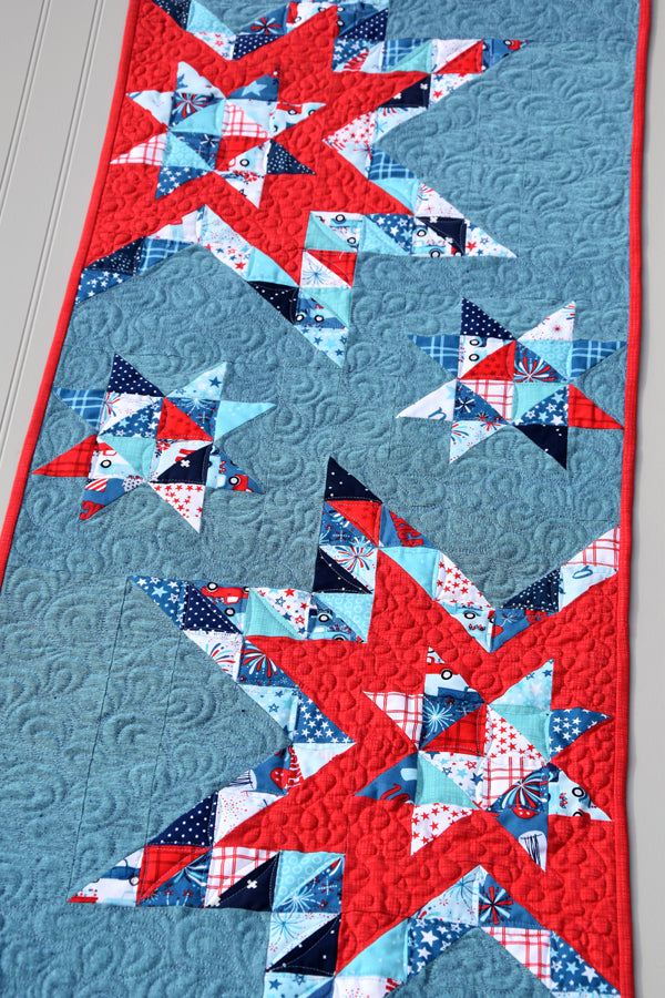 Twinkly Stars Table Runner 